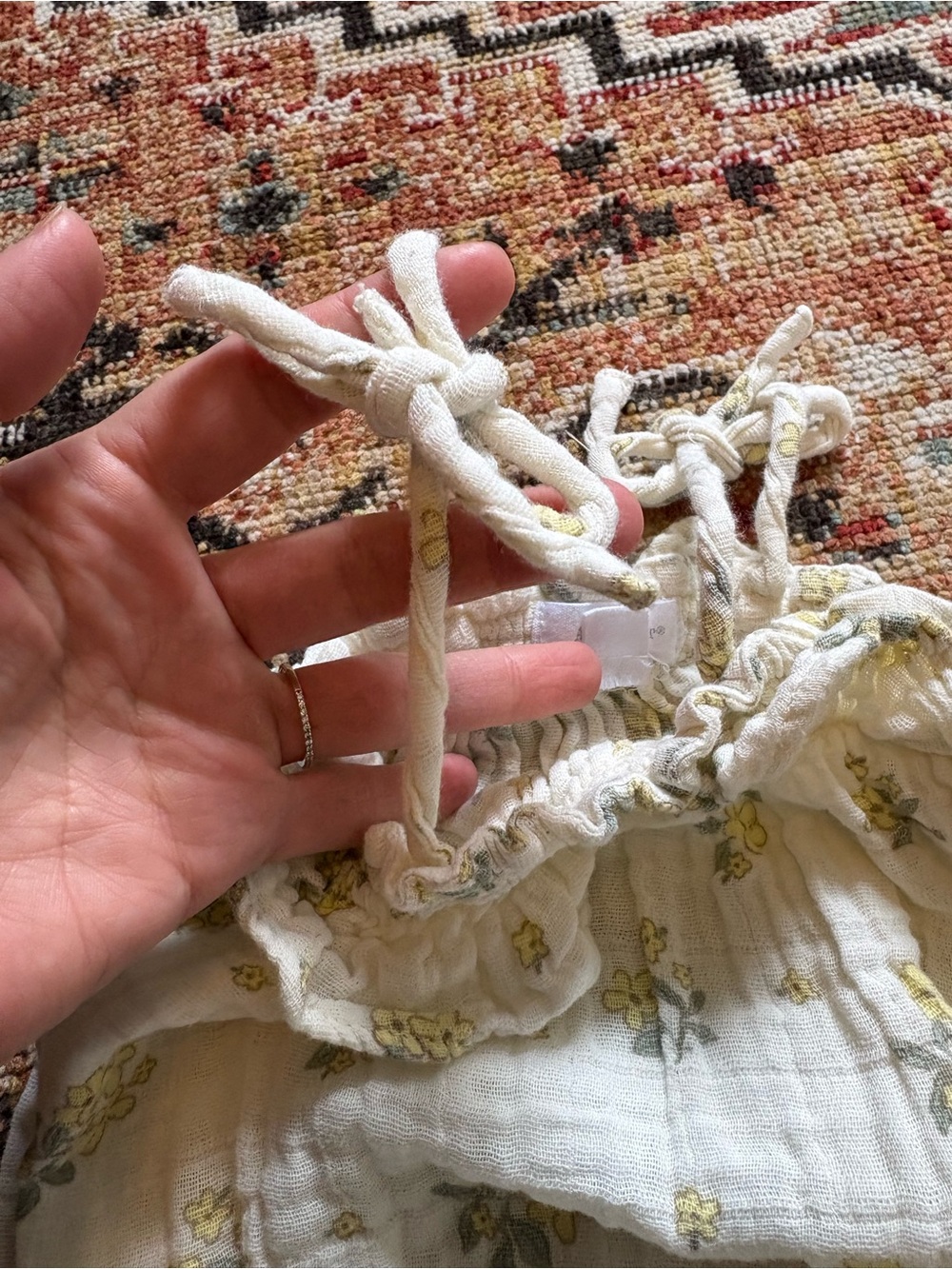 Angel Dear | Cream Floral Buttercup Bouquet Bubble | 6-12M - Picture 3 of 8